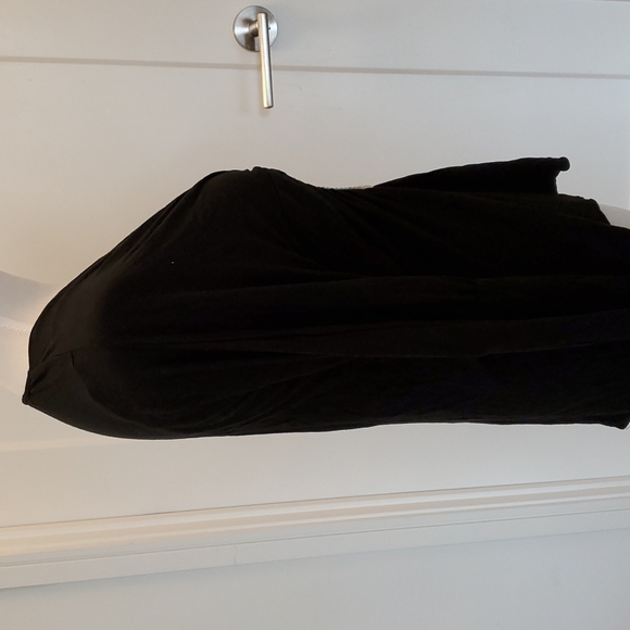 Twelfth Street by Cynthia Vincent Black Shirred Shimmer Top - Picture 10 of 12